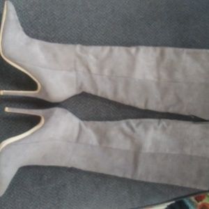 Penny loves Kenny suede boots Sz 7.5 $89